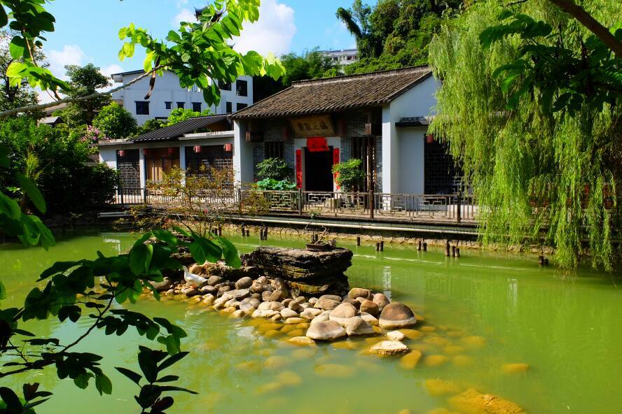 深圳甘坑客家小镇，都市中别样的风景。是个休闲的好去处。