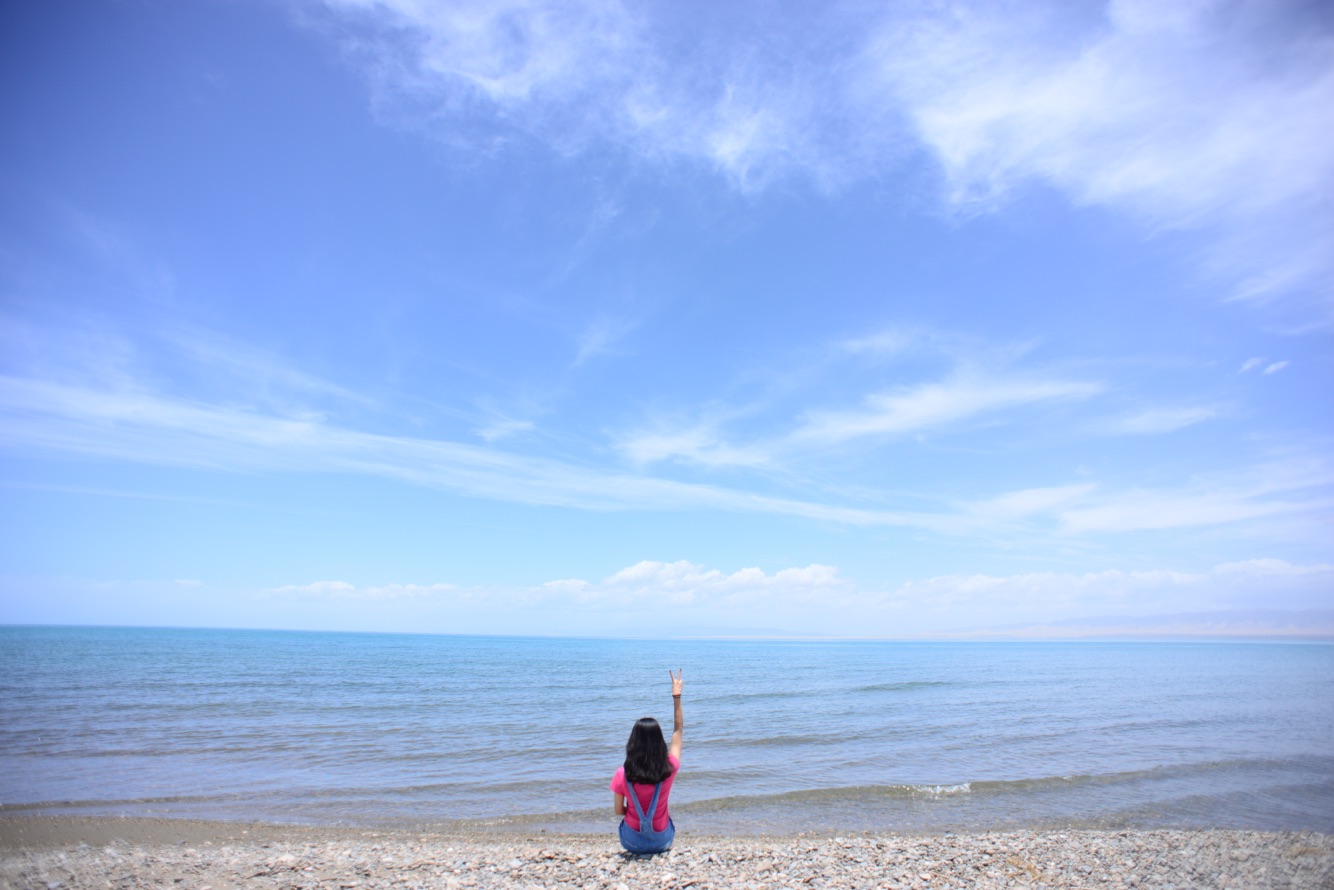 看过青海湖的冬天，一定要来看一次她的夏天！没有办法用文字形容她的美，也