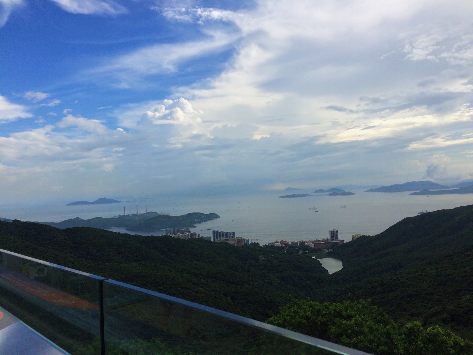 太平山俯瞰全港，风景简直不要太美