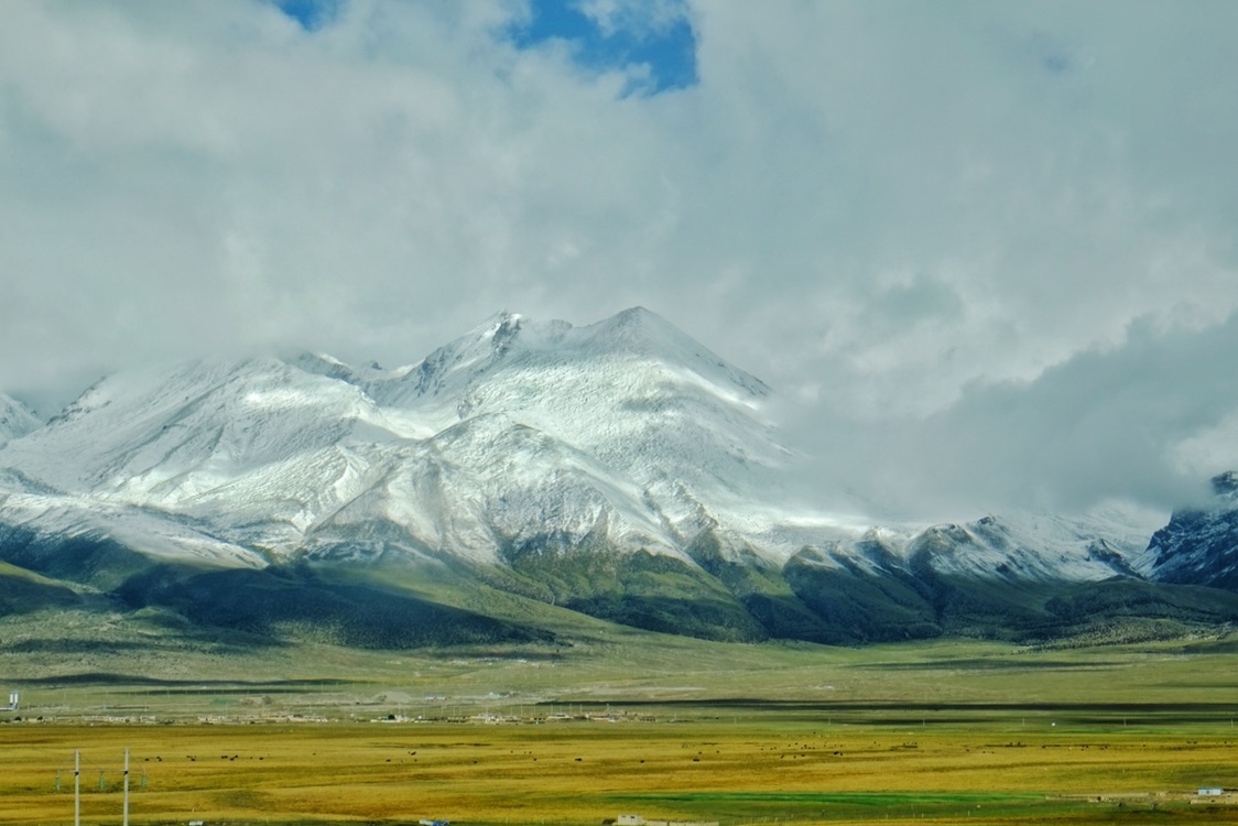 08:37:那曲（海拔4507米），地处西藏北部，唐古拉山脉、念青唐古