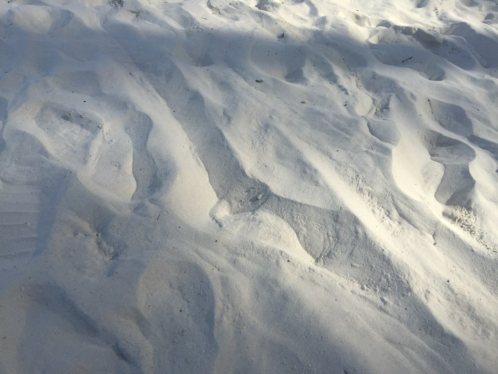 长滩岛沙子最细的海滩，像面粉一样。