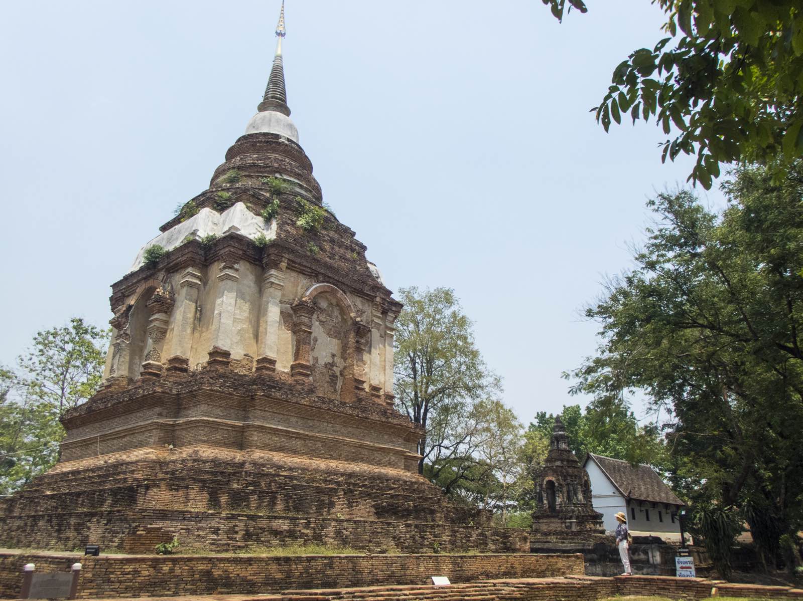 又称泽玉寺，建于1455年，寺内栽种来自印度的菩提树。1477年曾有1