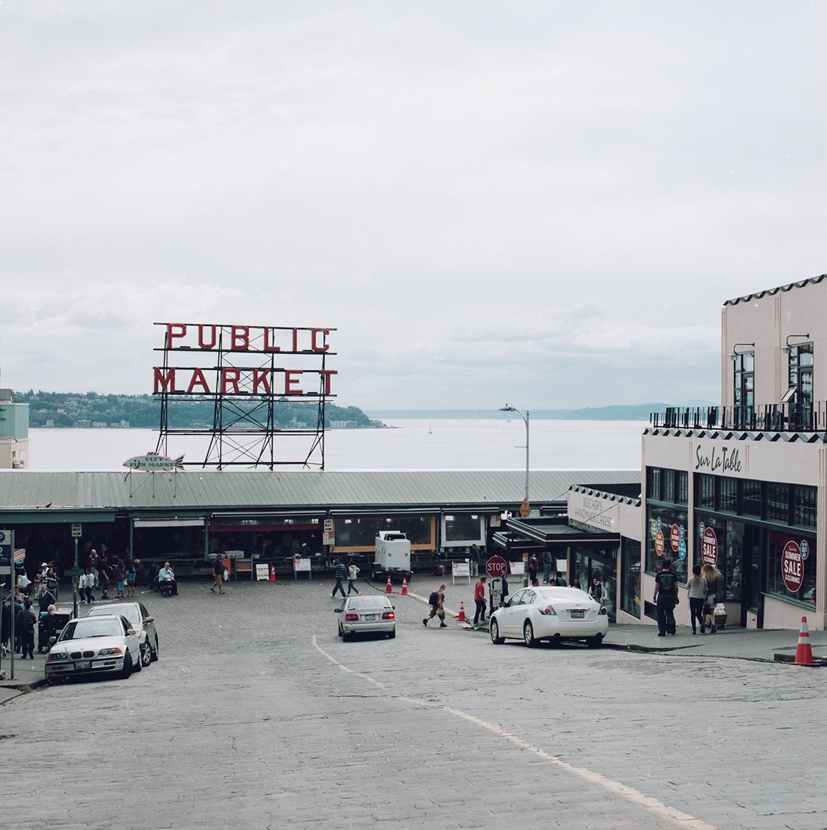 每每从俄勒冈回温哥华途径西雅图，总会去Pike Place的公共市场逛