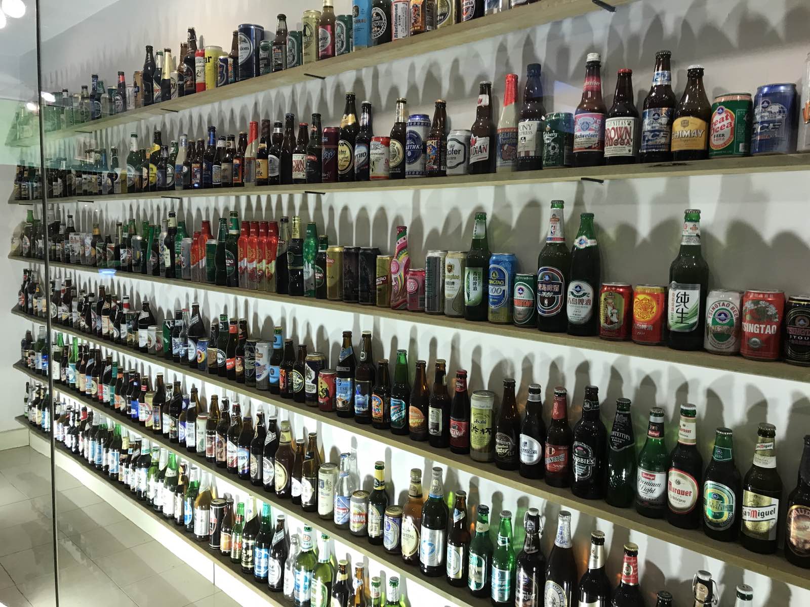 青岛啤酒闻名天下，参观啤酒博物馆也是必不可少的一个景点。我们来的时候是