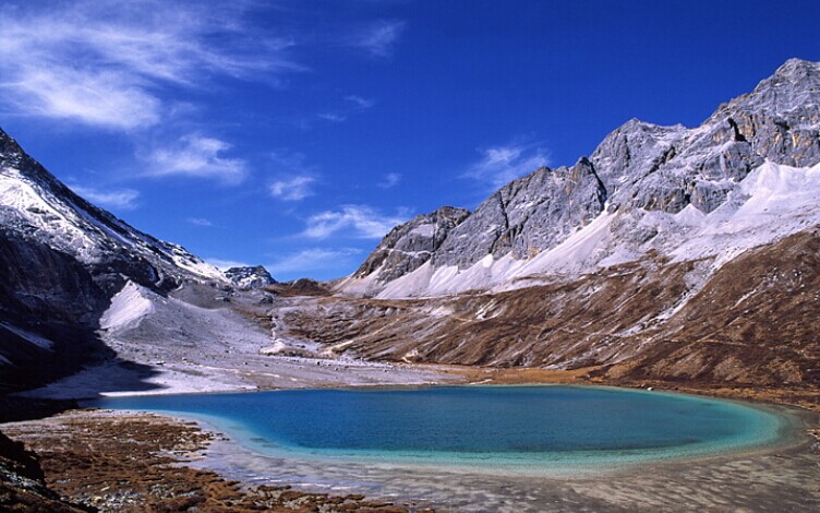 雪山圣湖·绝美亚丁-亚丁一日登山导览亚丁村、牛奶海、五色海