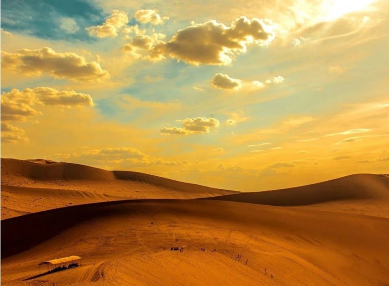 “大漠孤烟直，黄河落日圆”...敦煌的美，岂止这些！