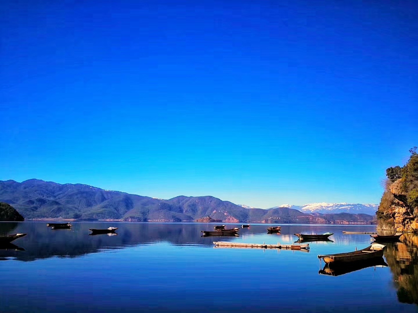 12月份泸沽湖，等你的季节12月的东北，冷的让人只想冬眠_泸沽湖国家级风景名胜区