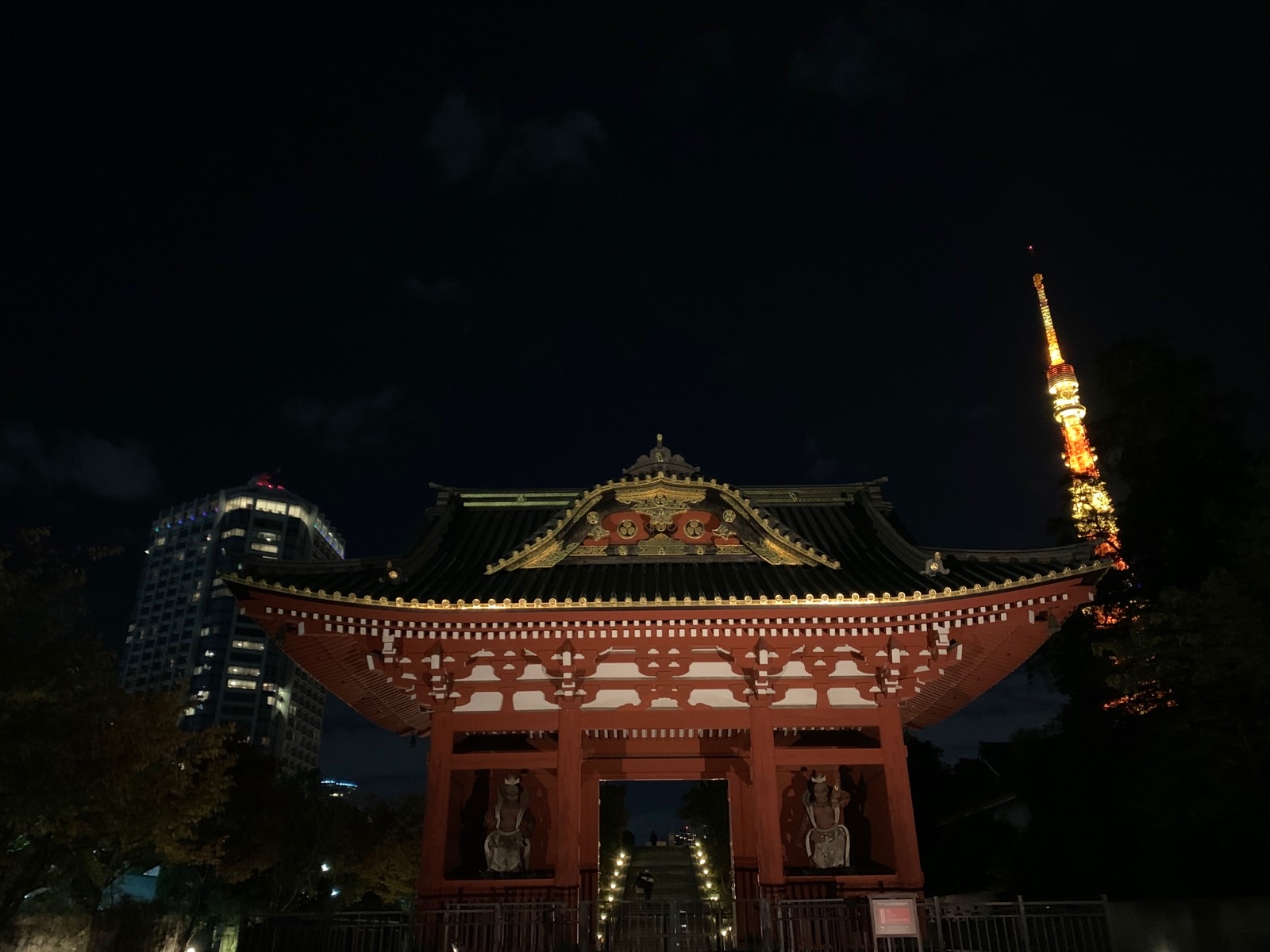 从不同的角度观东京塔