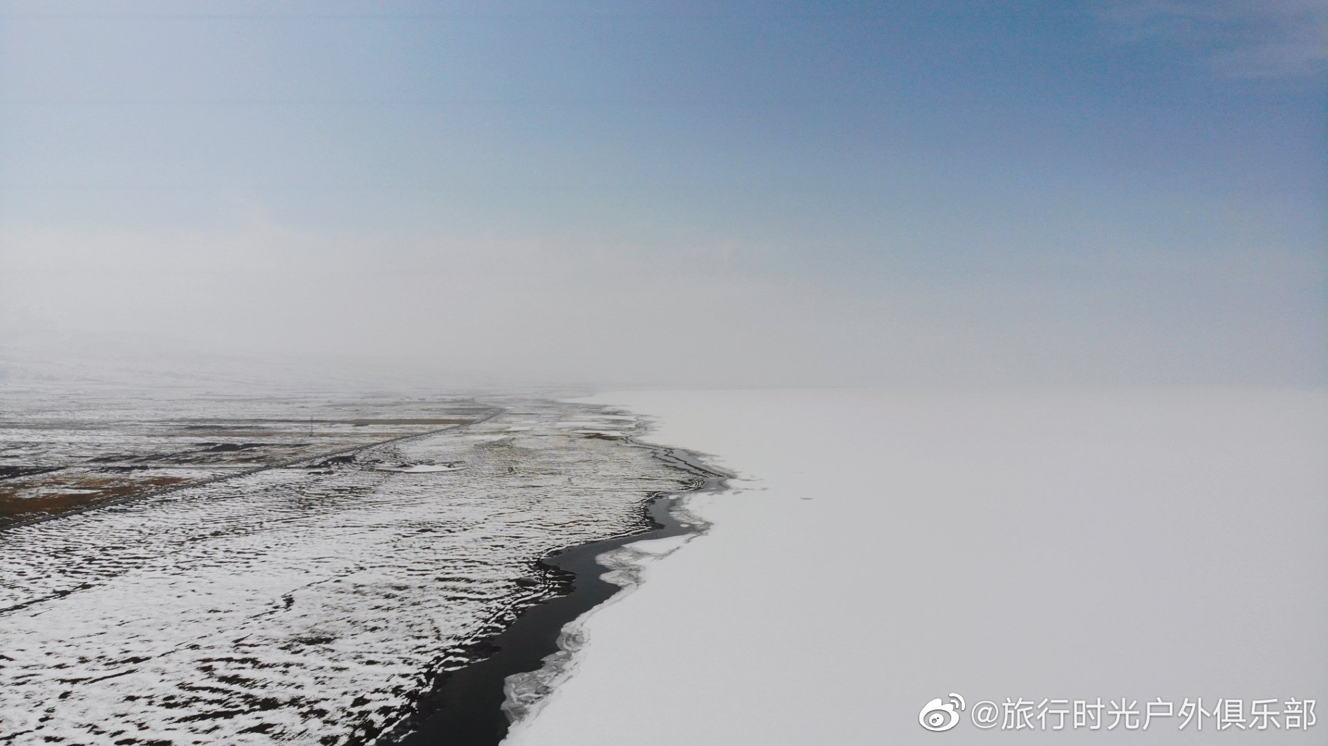 雪后青海湖_4月的青海湖还是白色世界，昨晚下了一场大雪