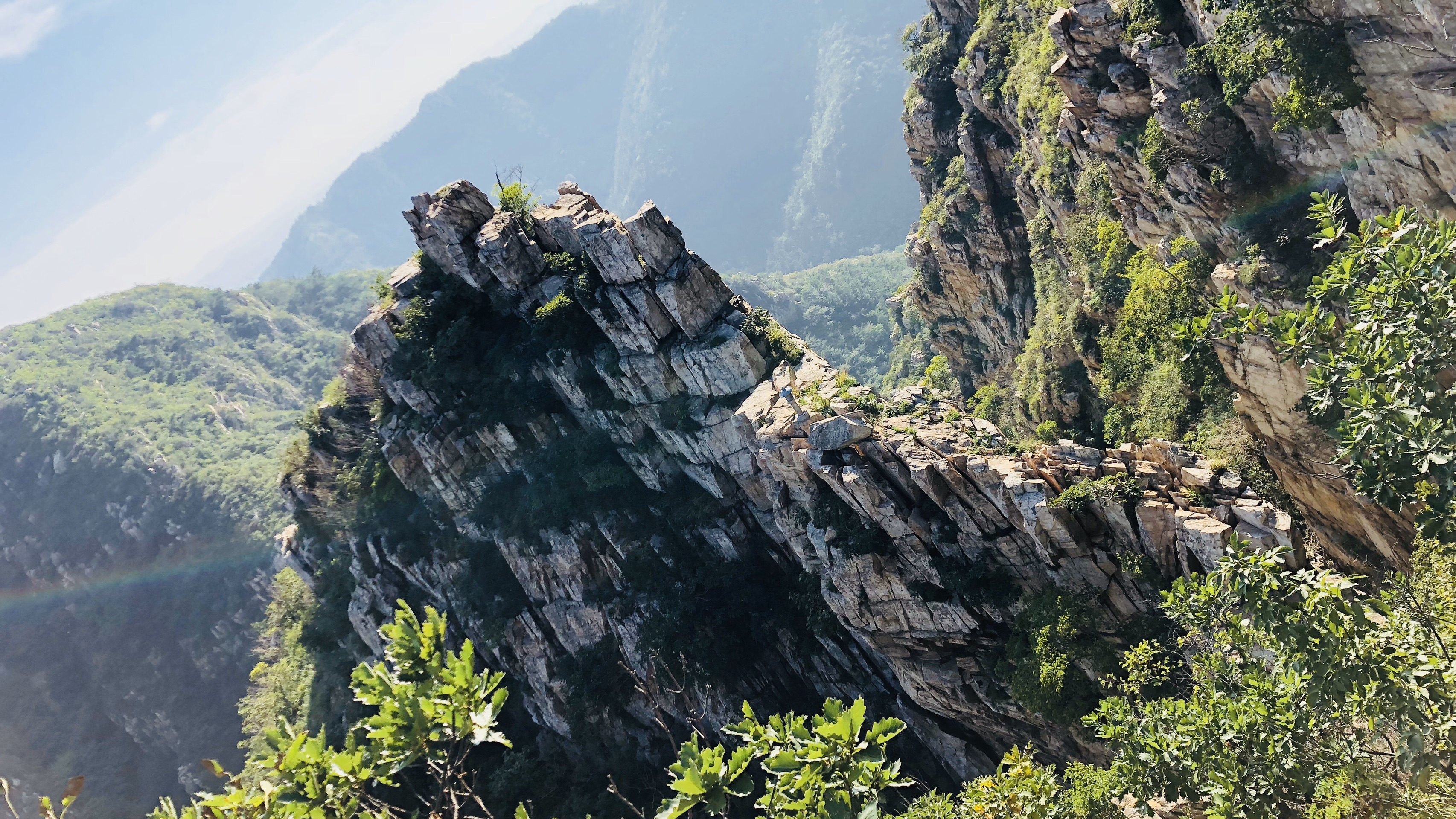 大连金普新区的大黑山是个运动休闲、登山消夏的好去处