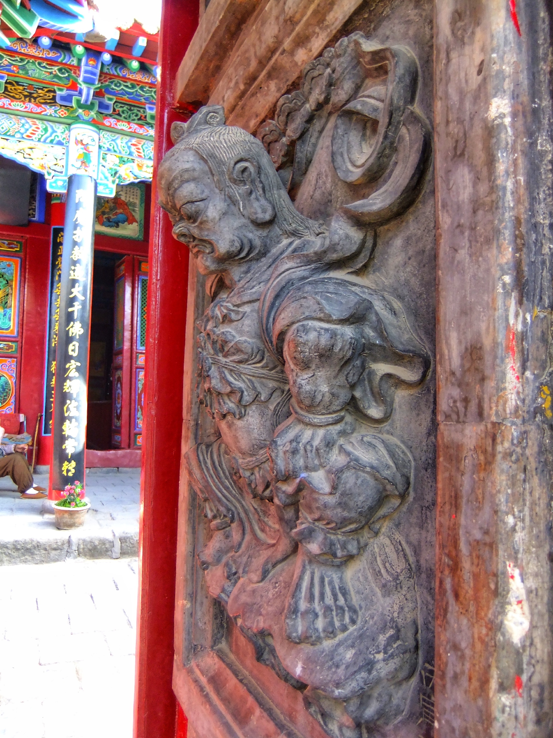 中卫高庙建筑将佛教，道教和儒教三教合一，为中国古建筑艺术带来更多色彩