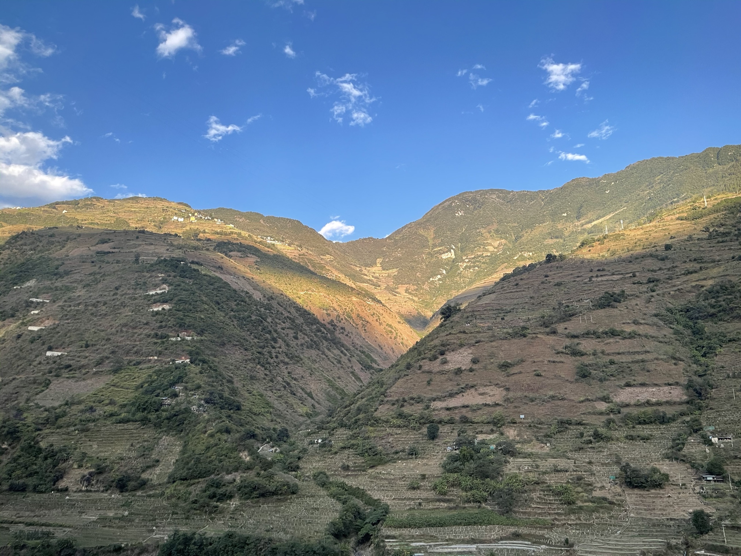 怒江大峡谷-2021年最新云南怒江怒江大峡谷实拍图片
