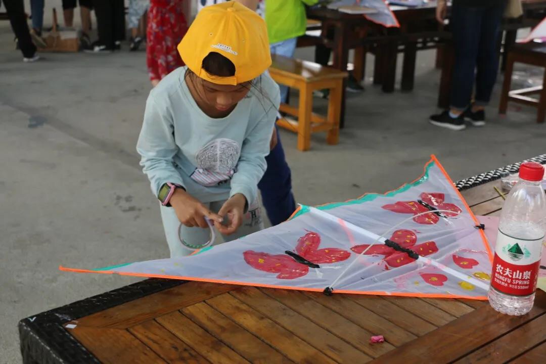 “彩绘春天 放飞梦想”亲子风筝节DIY活动招募_亚龙湾国际玫瑰谷