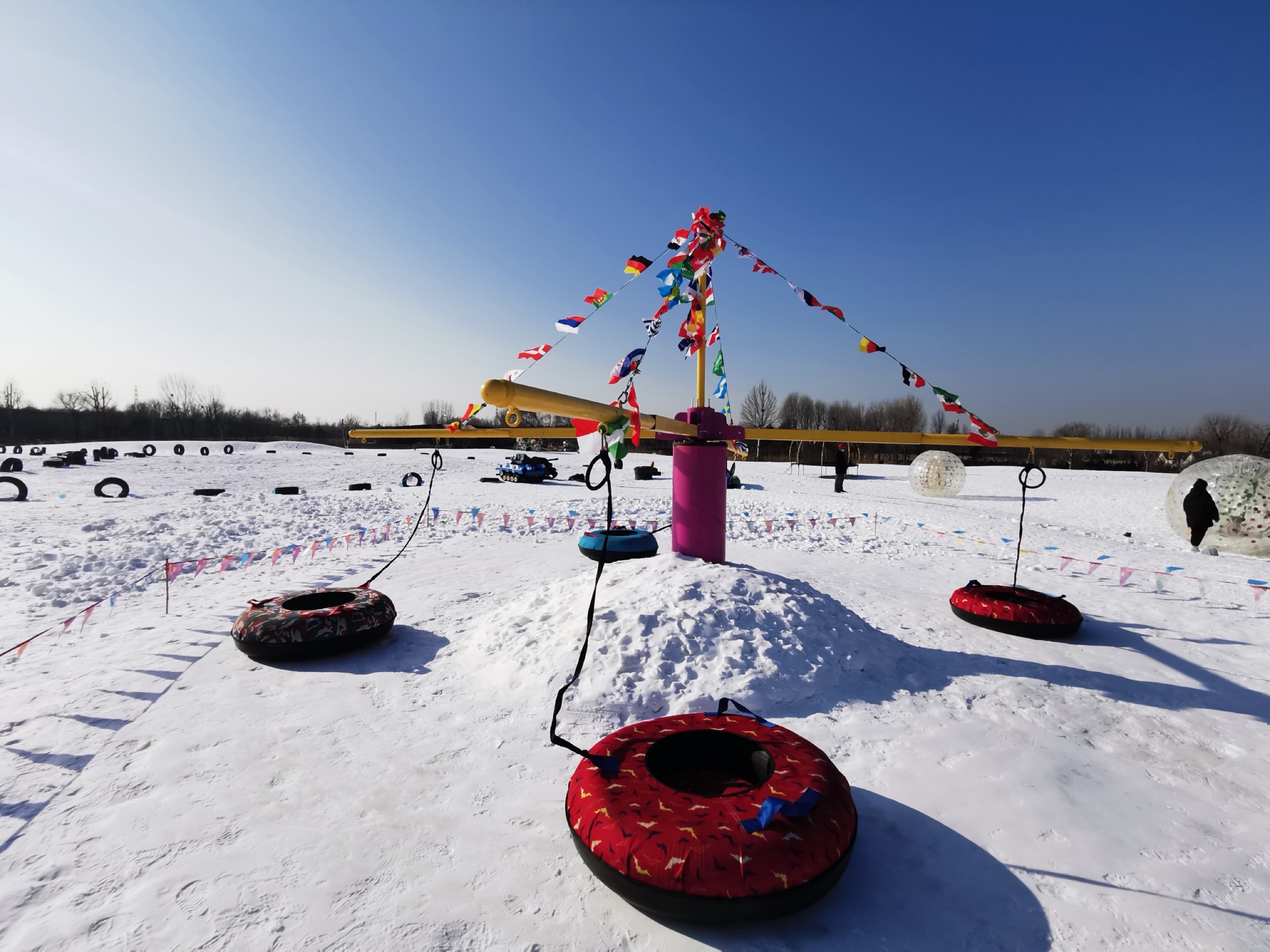 “北京圣露庄园冰雪嘉年华”这里不仅仅可以撒欢儿玩雪