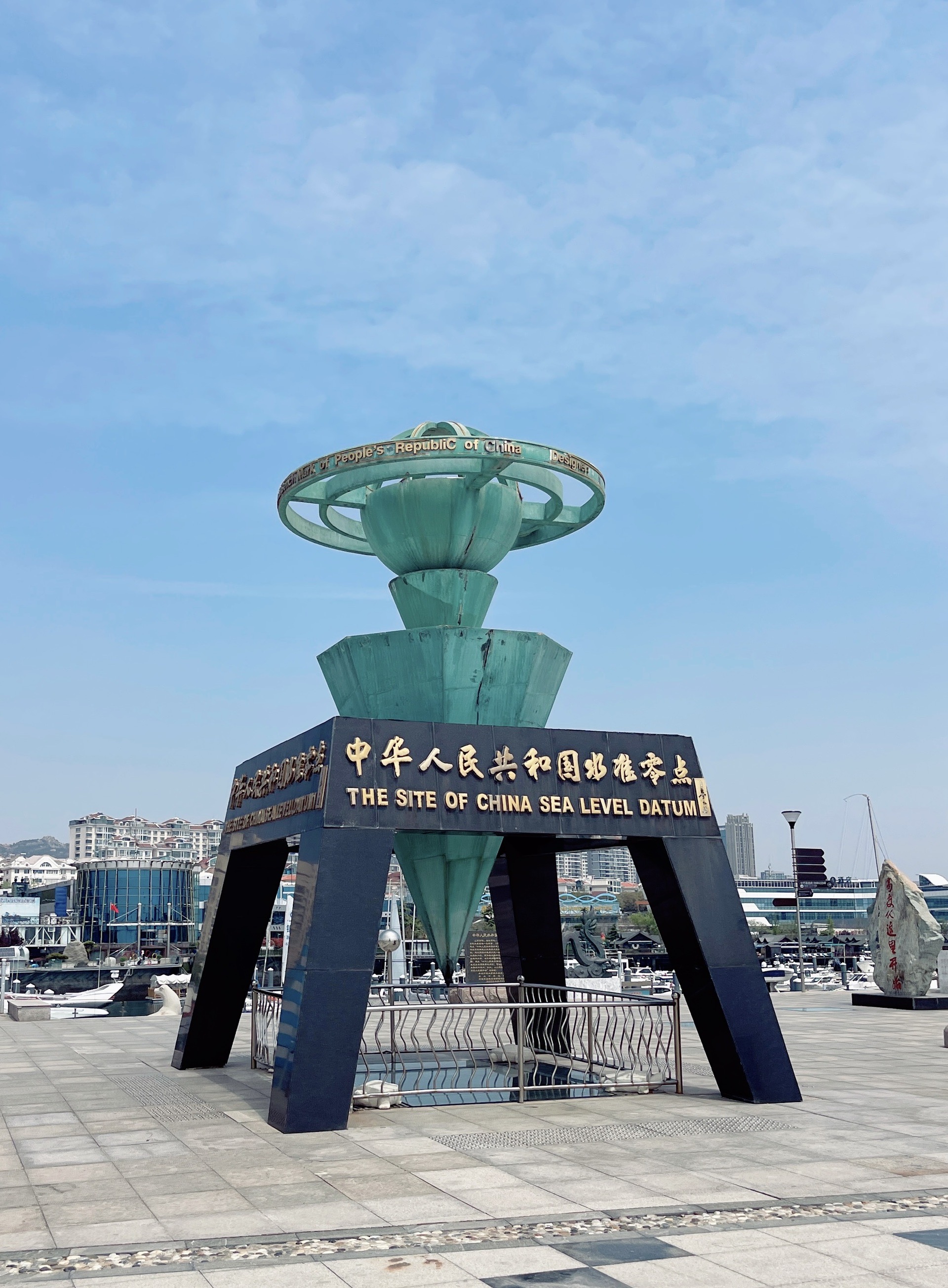 中华人民共和国水准零点景区作为特色景区位于银海大世界内侧门票售价60元