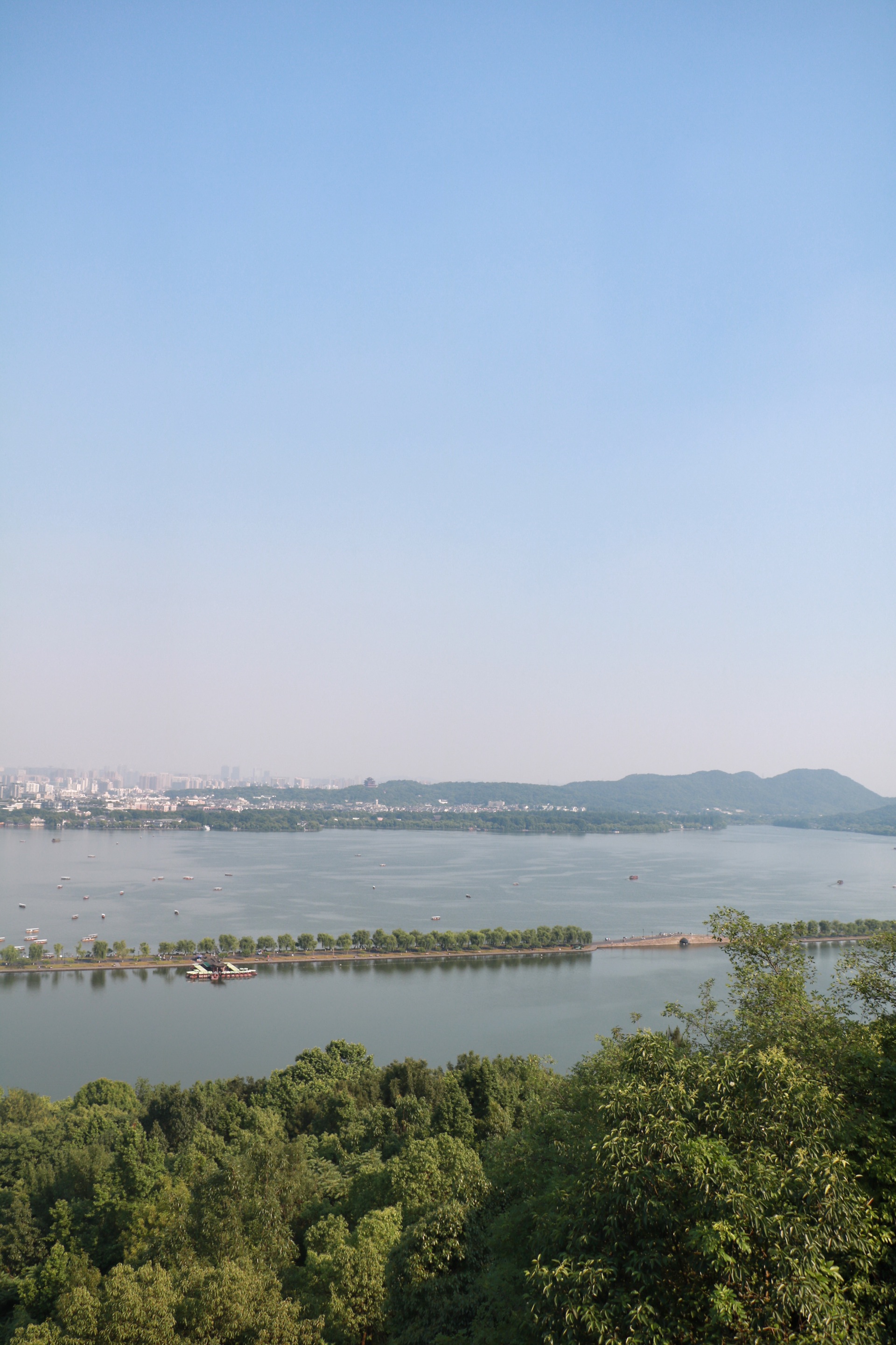 毕竟西湖六月中_杭州一座活在诗词唱曲里的诗情城市