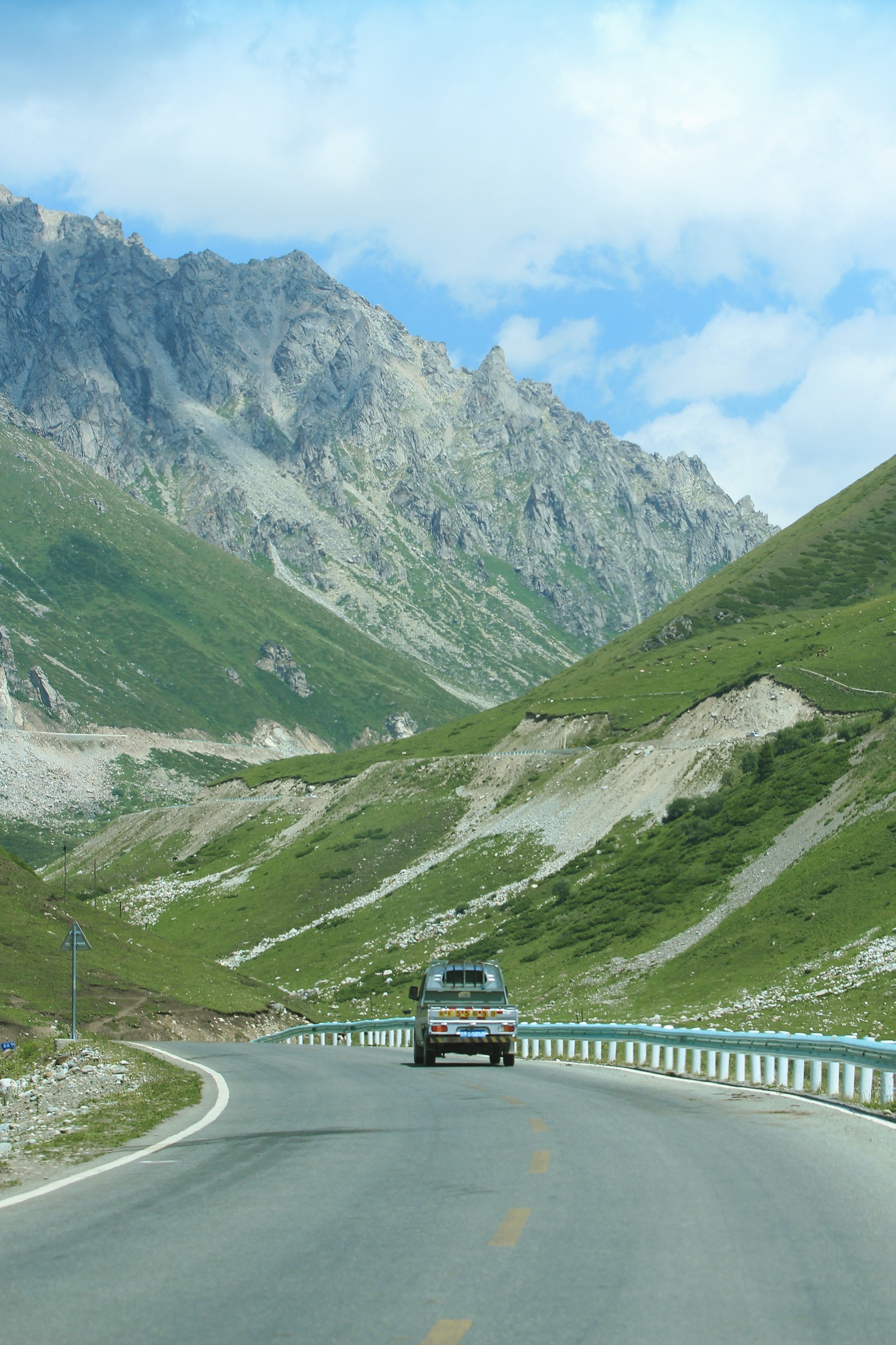 2022最新自驾新疆独库公路 | 一次走过河谷、草原、雪山、峡谷……
