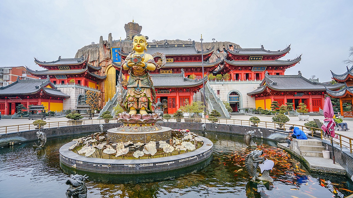 上海最奇特建筑的寺庙，金山东林寺
