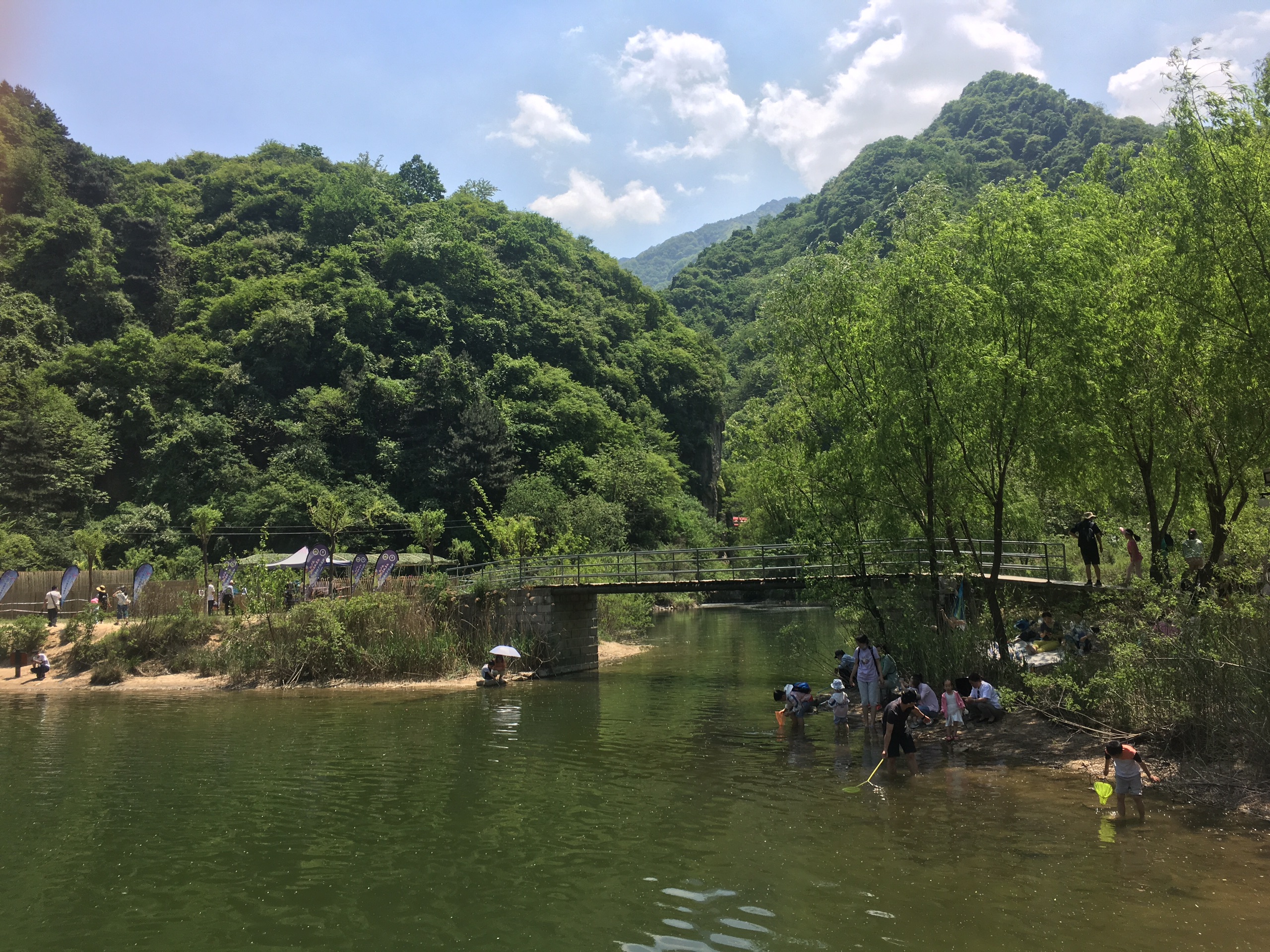 疫情期间，出游前一天免费预约了翠华山景区，自驾开车直接可以到天池景区