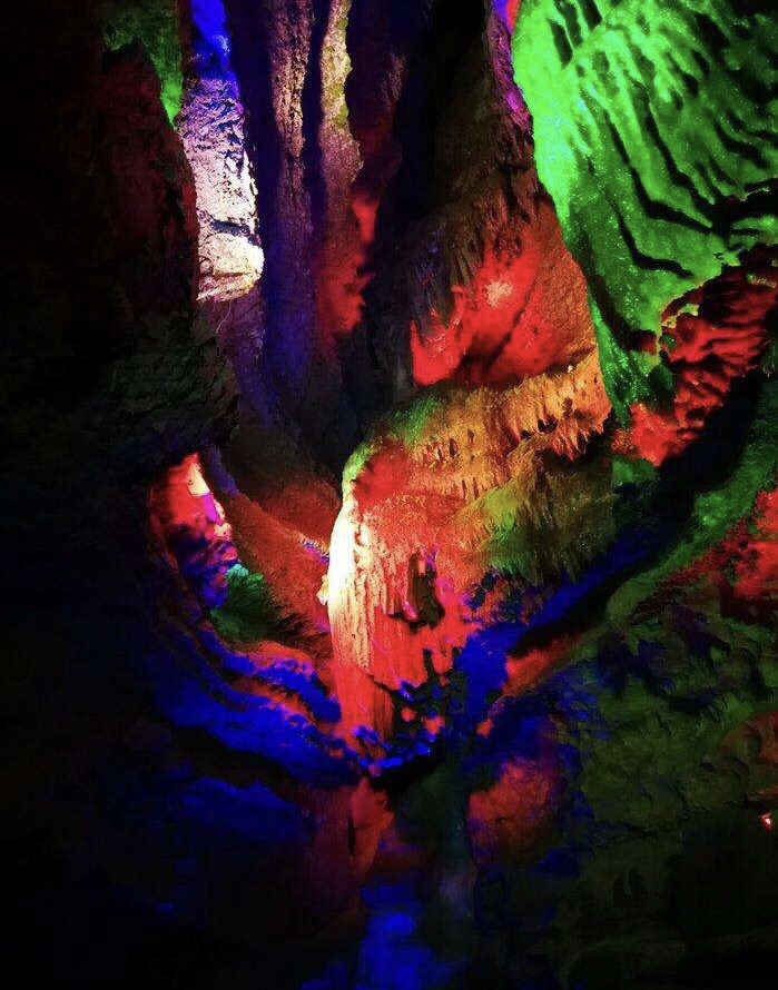 山东地下大峡谷_是一座风貌奇特的溶洞王国，是“沂蒙地下地质奇观核心景区”。