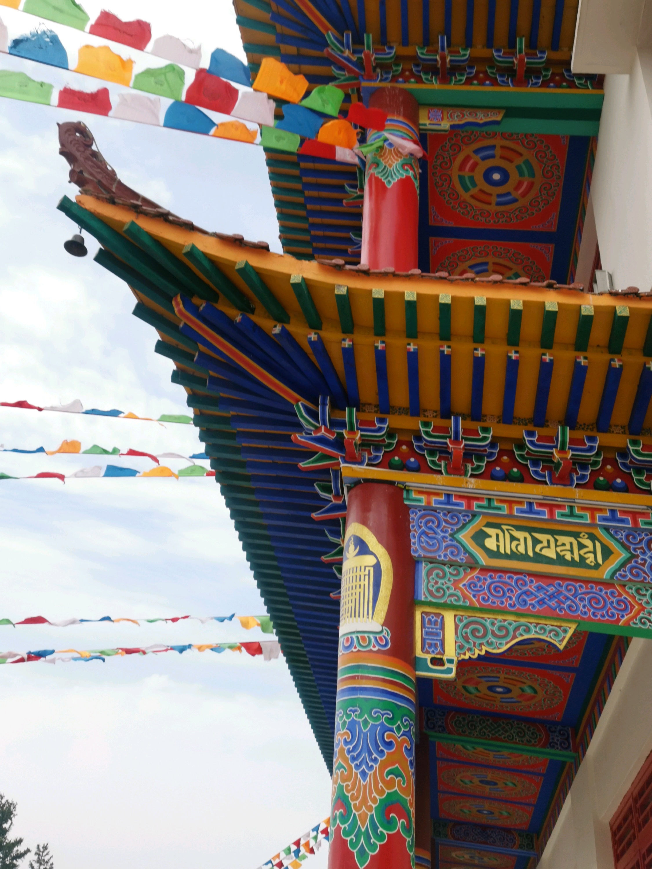 第一次走进了一座蒙族地区的喇嘛寺院-葛根庙
