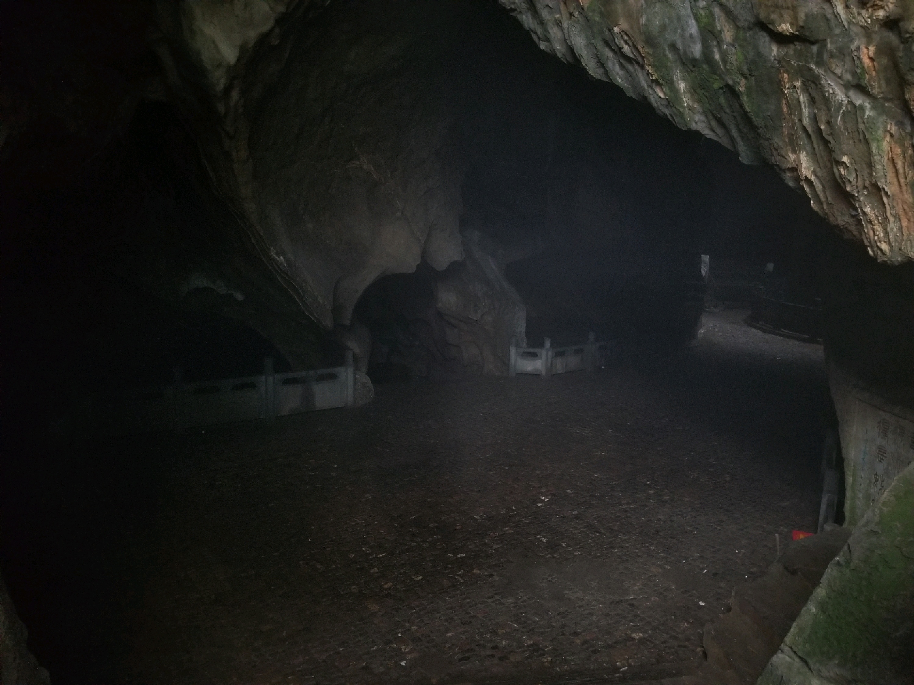 今天游杭州了黄龙洞没去去爬了玉皇山-全程4个小时左右