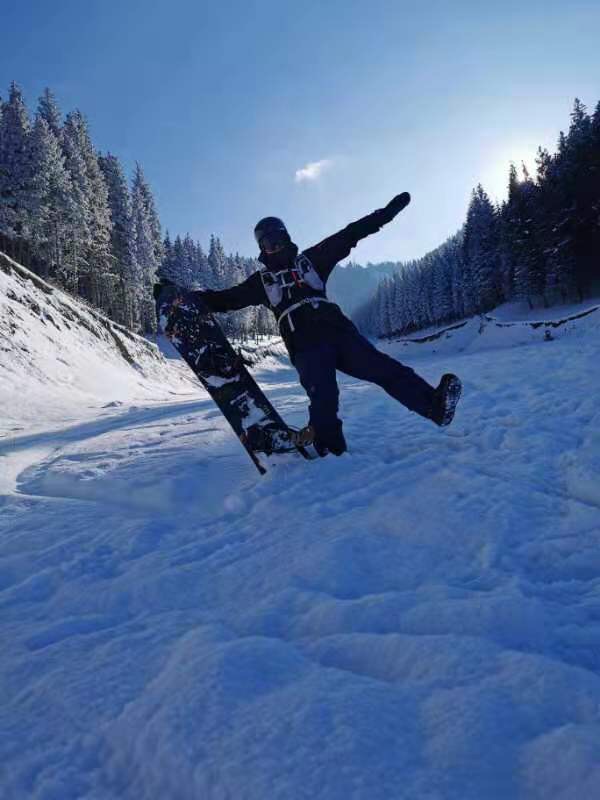 非常棒的滑雪场，值得一去！_丝绸之路国际度假区