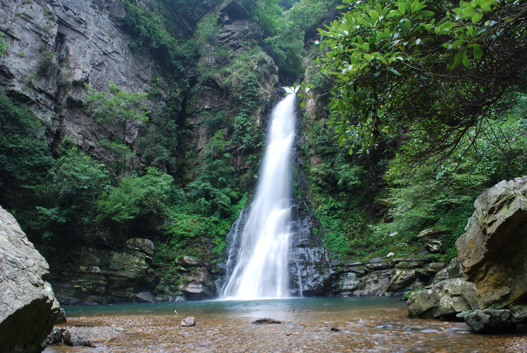 井冈山的自然景观：五龙潭大峡谷
