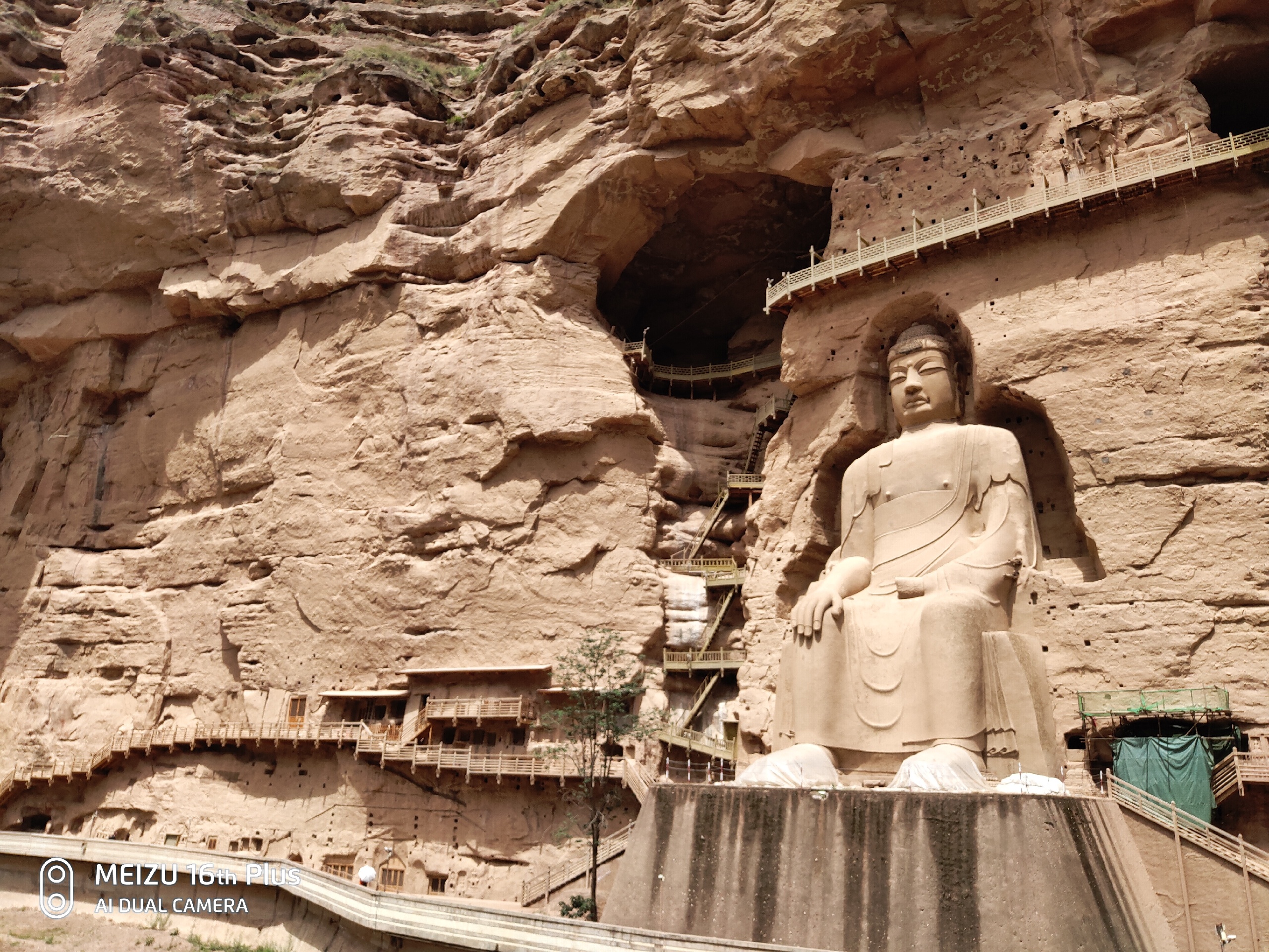 去刘家峡顺便去了一趟炳灵寺，算是个小惊喜，挺震撼的-炳灵寺石窟