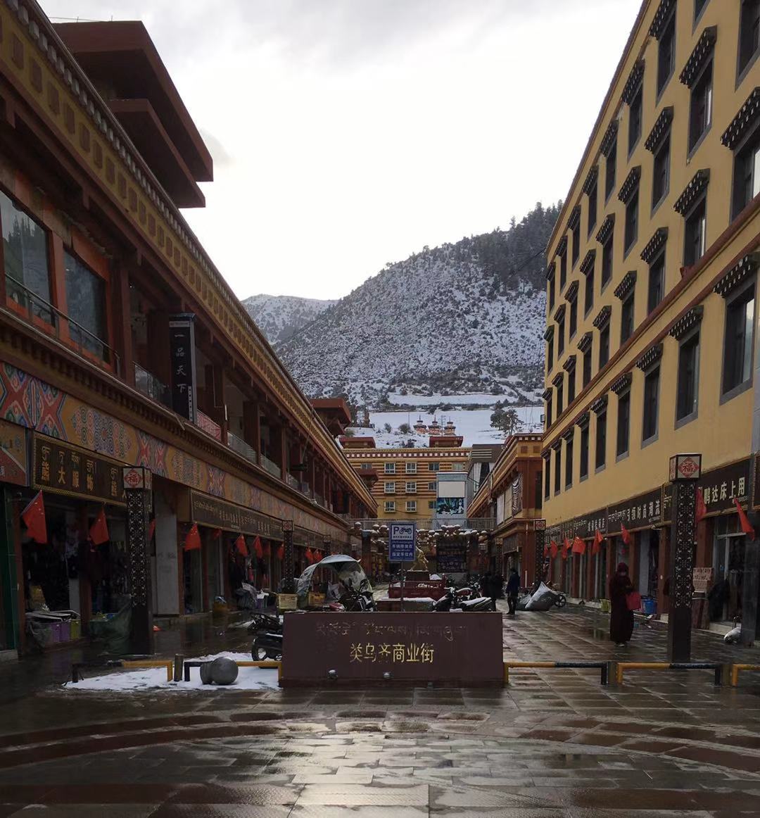 自驾翻越西藏昌都类乌齐雪山时遭遇的六次霉运_类乌齐县