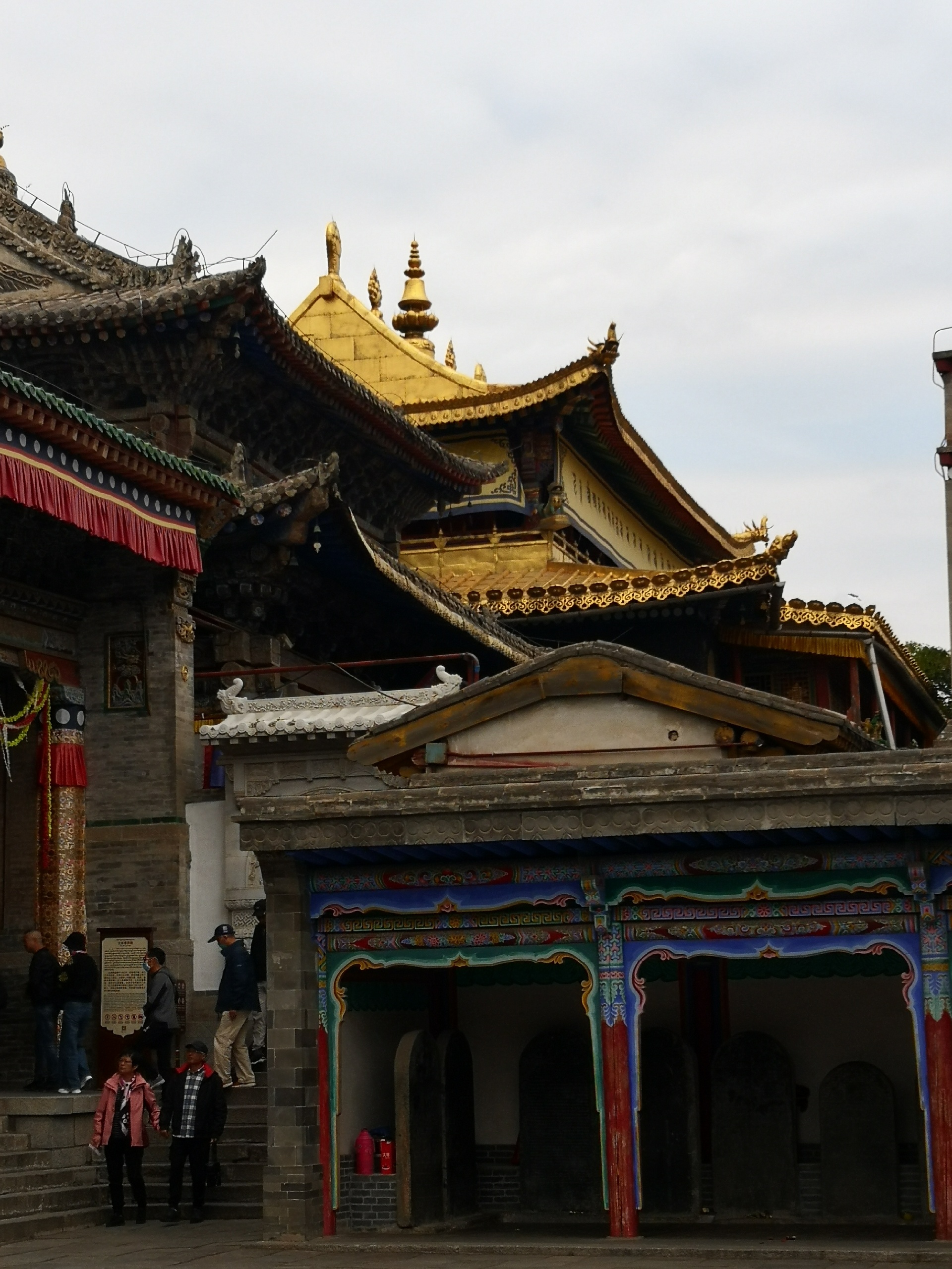 从北京自驾游第二站——西宁塔尔寺又名塔儿寺